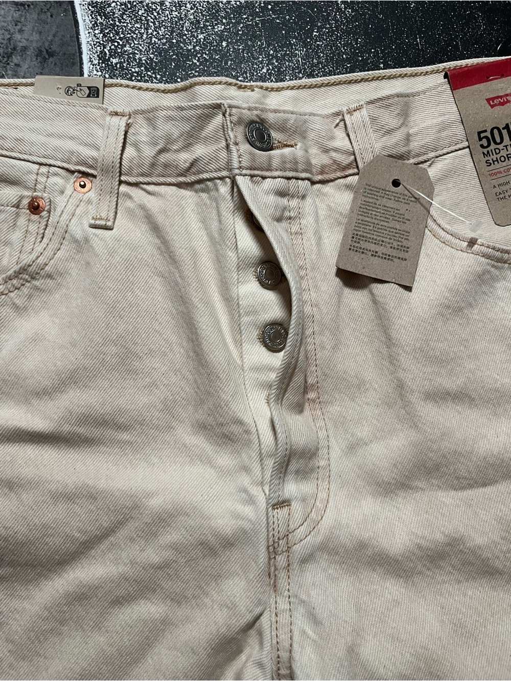NWT Levi's 501 Shorts - Picture 9 of 11